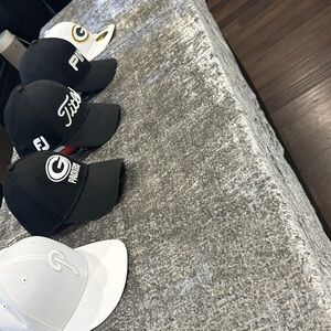 Mens Packers, PING, Titleist, Phillies hats